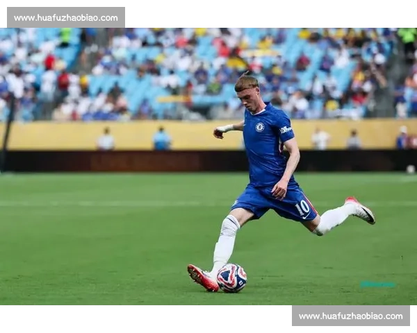 帕尔默 8.8 分全场最佳!1 助攻 2 造杀机难掩传中短板,6 射 3 正成进攻核心 帕尔默 8.8 分全场最佳!1 助攻 2 造杀机难掩传中短板,6 射 3 正成进攻核心