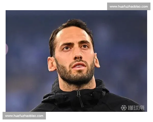 恰尔汗奥卢回应加盟传闻:但愿如此!加拉塔萨雷 4000 万欧报价逼近国米底线 恰尔汗奥卢回应加盟传闻:但愿如此!加拉塔萨雷 4000 万欧报价逼近国米底线